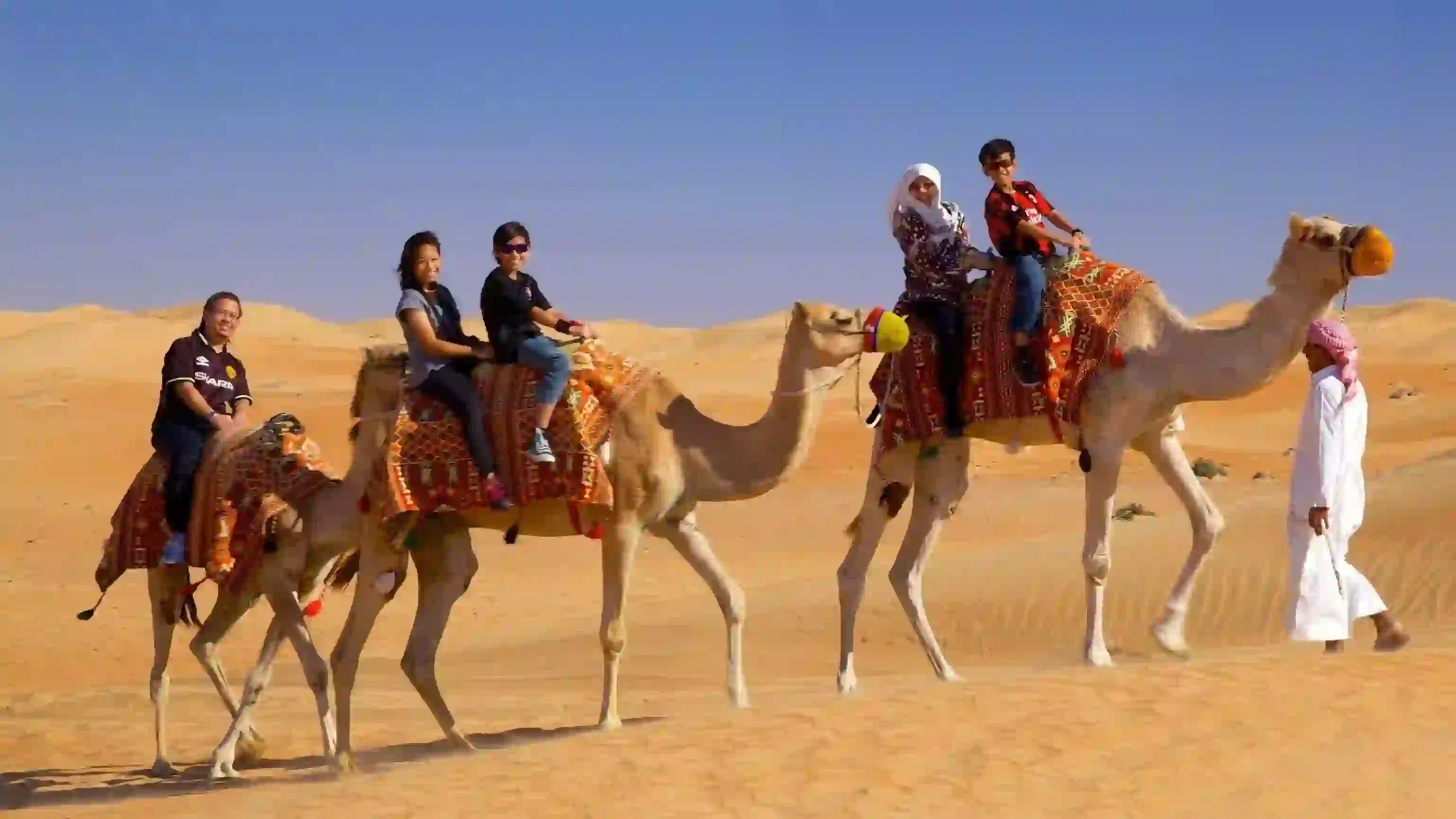 Is It Worth Doing a Desert Safari in Dubai